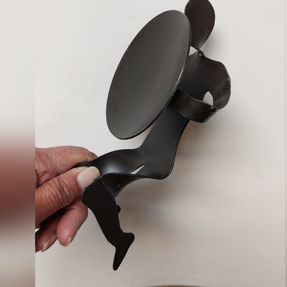 Black Metal Human-shaped Candleholder - Picture 3 of 8